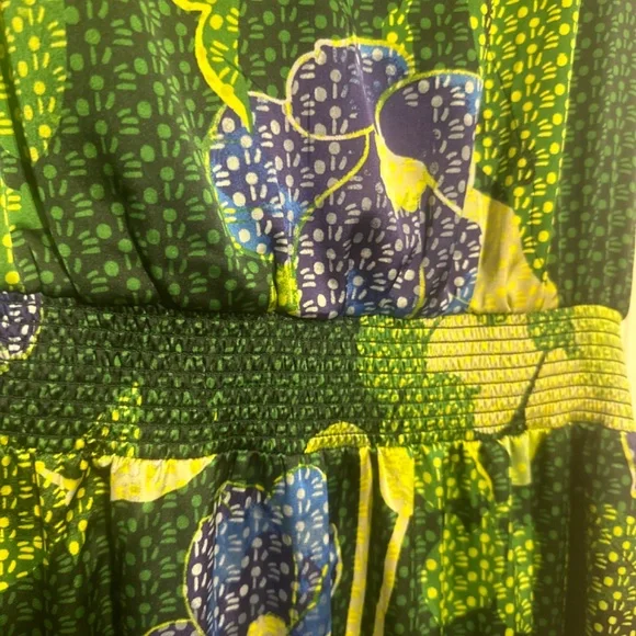 Dress - Picture 4 of 4